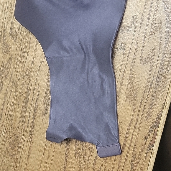 Victoria Secret Flexible Wire Bra - Picture 4 of 6